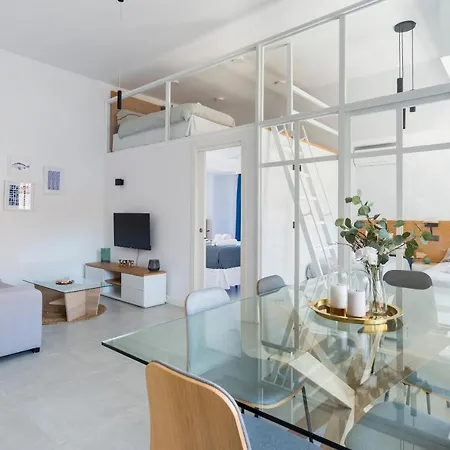 La Nogalera Centro Apartmán *