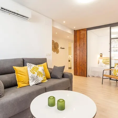 La Nogalera Centro Apartmán *